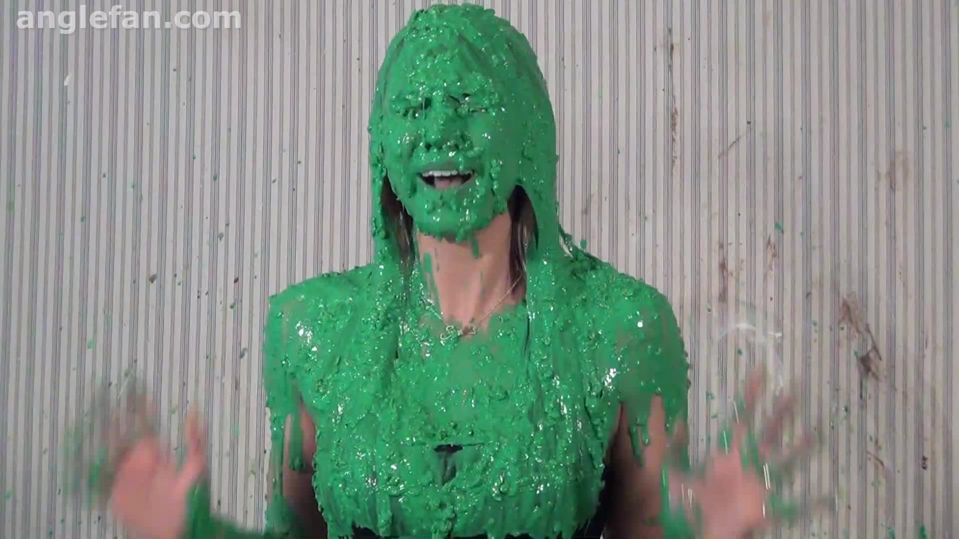 scarlett-3-22-pt-2-pie-other-angles-gallery